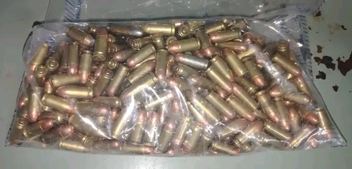 Swellendam Police have arrested 35 year old suspect on the position of firearm and bullets